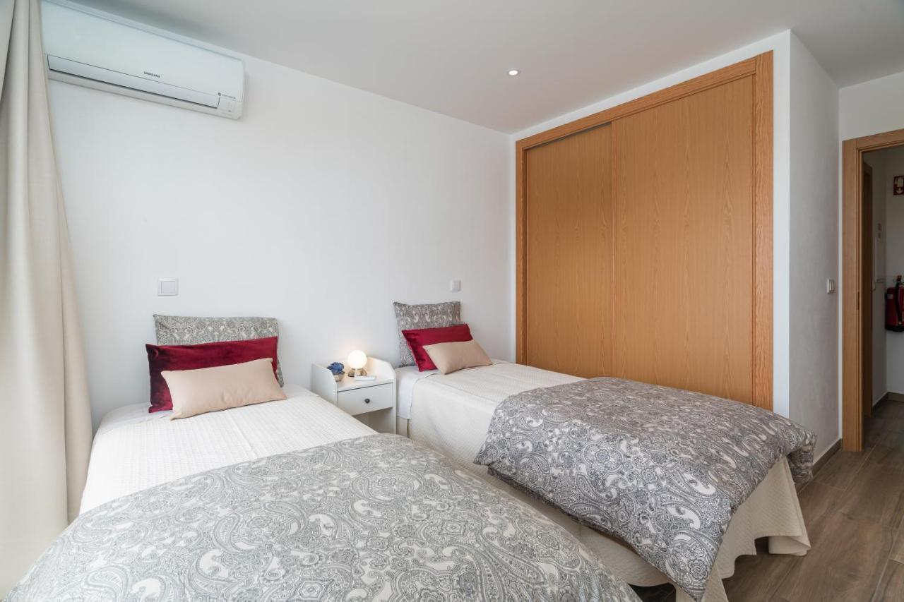 Apartamento 1007 Clube Praia Rocha Lic Nr 55298 Al Портиман Екстериор снимка